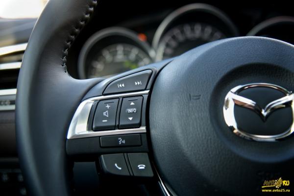 Красная жара: тест-драйв Mazda 6